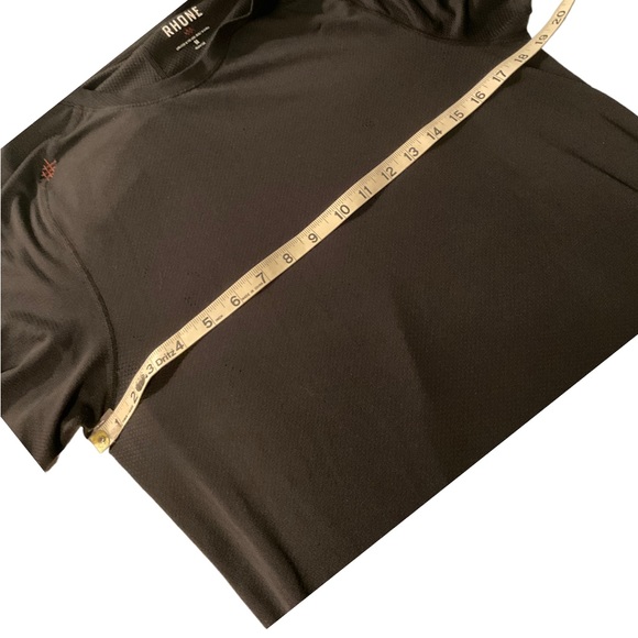 ** Rhône Reign Charcoal Color Top - Picture 4 of 6